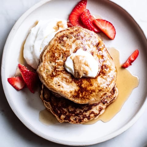 Fluffy Protein Banana Pancakes